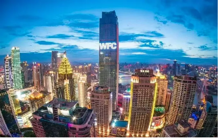 精彩案例丨旺龍跨品牌智能群控方案落地78層重慶環球金融中心，“智能電梯”撬動“大效益”！